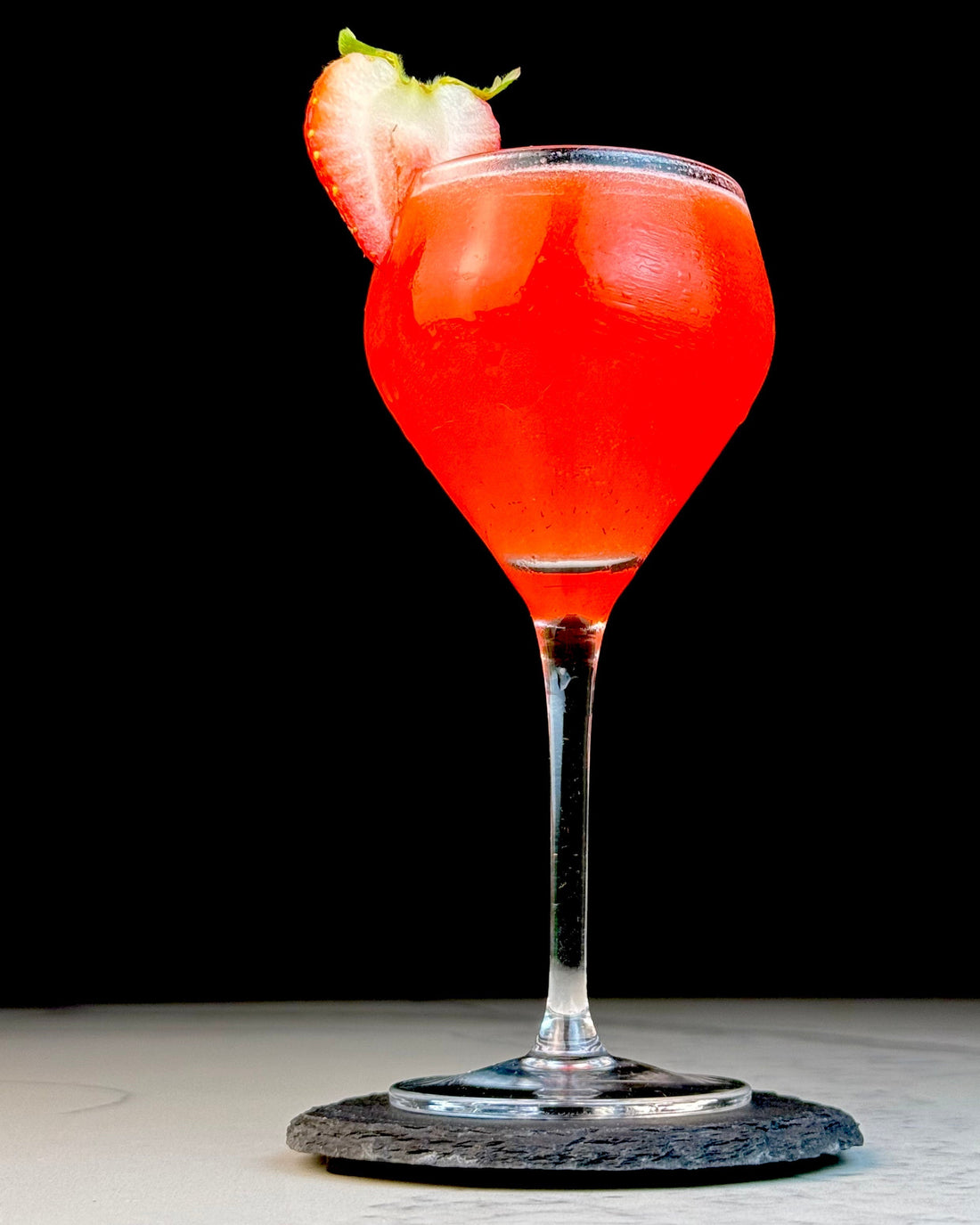 Skinny Strawberry Daiquiri: A Guilt‑Free Summer Cocktail